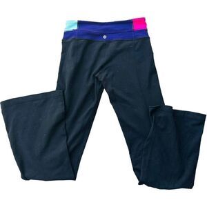 LULULEMON ATHLETICA High Rise Reversible Yoga Pant Lululemon Flared Leggings Bla
